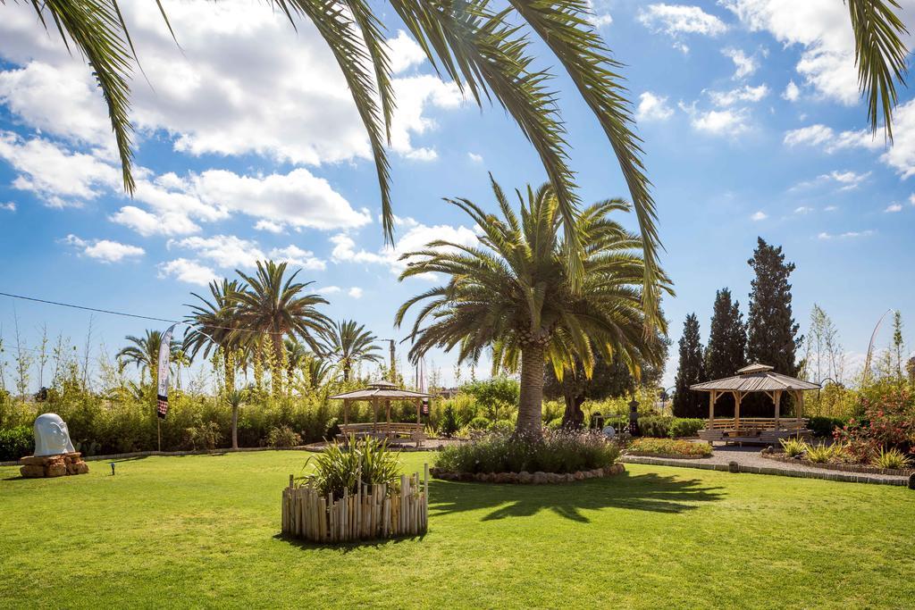 Hotel Ibizazen Santa Eulària des Riu Exterior foto